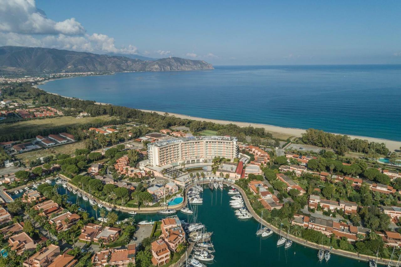 Residence Delfino, Portorosa Furnari Kültér fotó