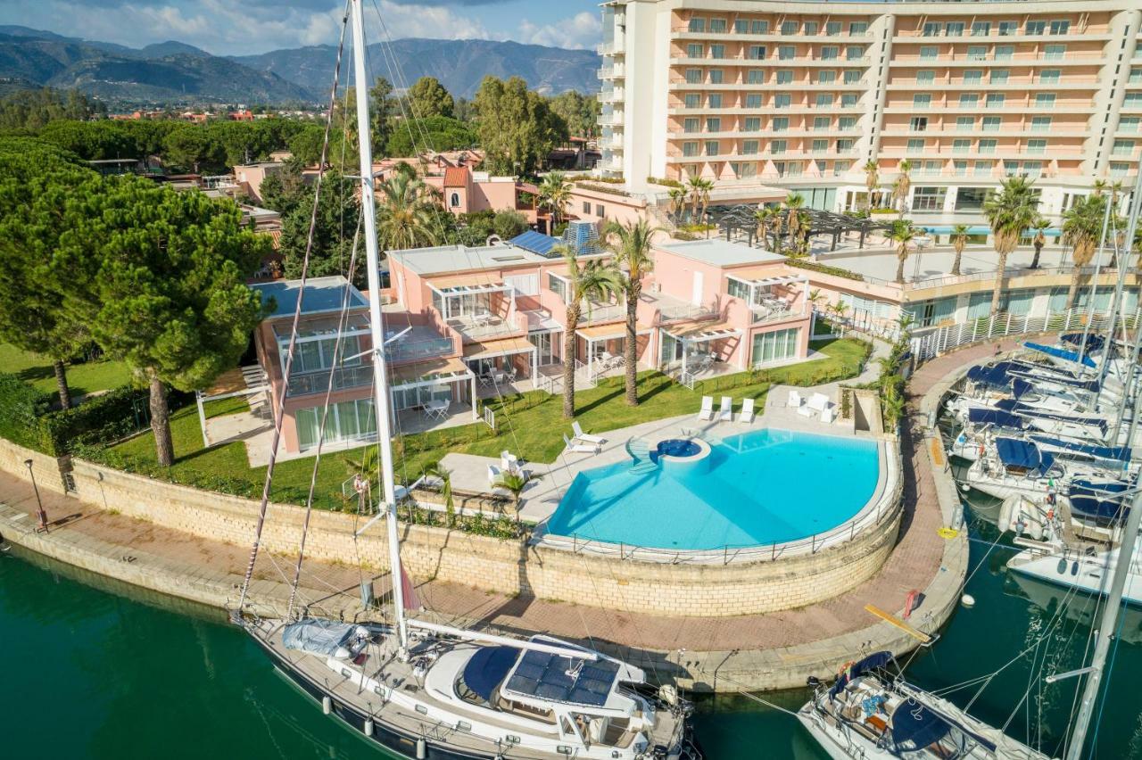 Residence Delfino, Portorosa Furnari Kültér fotó