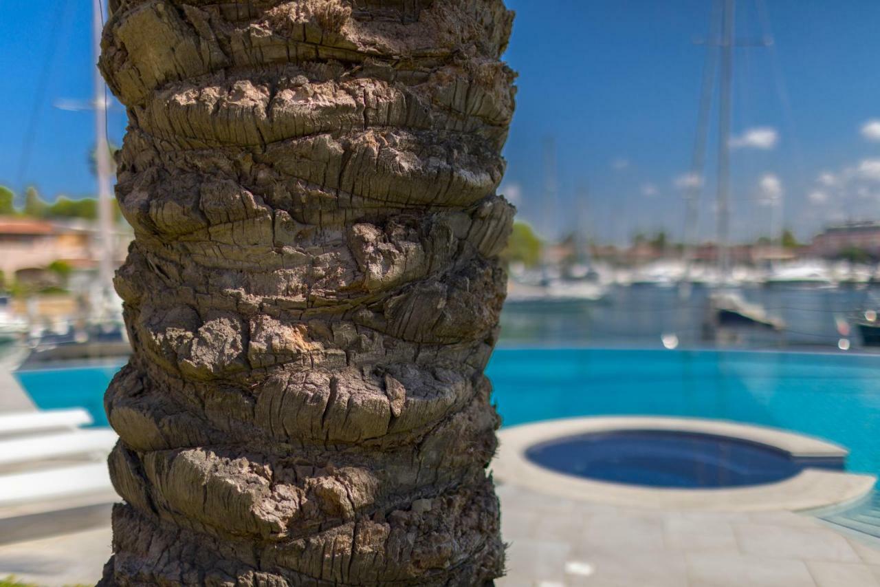 Residence Delfino, Portorosa Furnari Kültér fotó