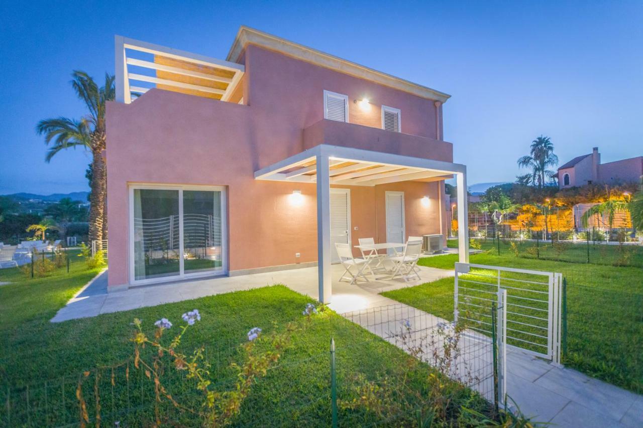 Residence Delfino, Portorosa Furnari Kültér fotó