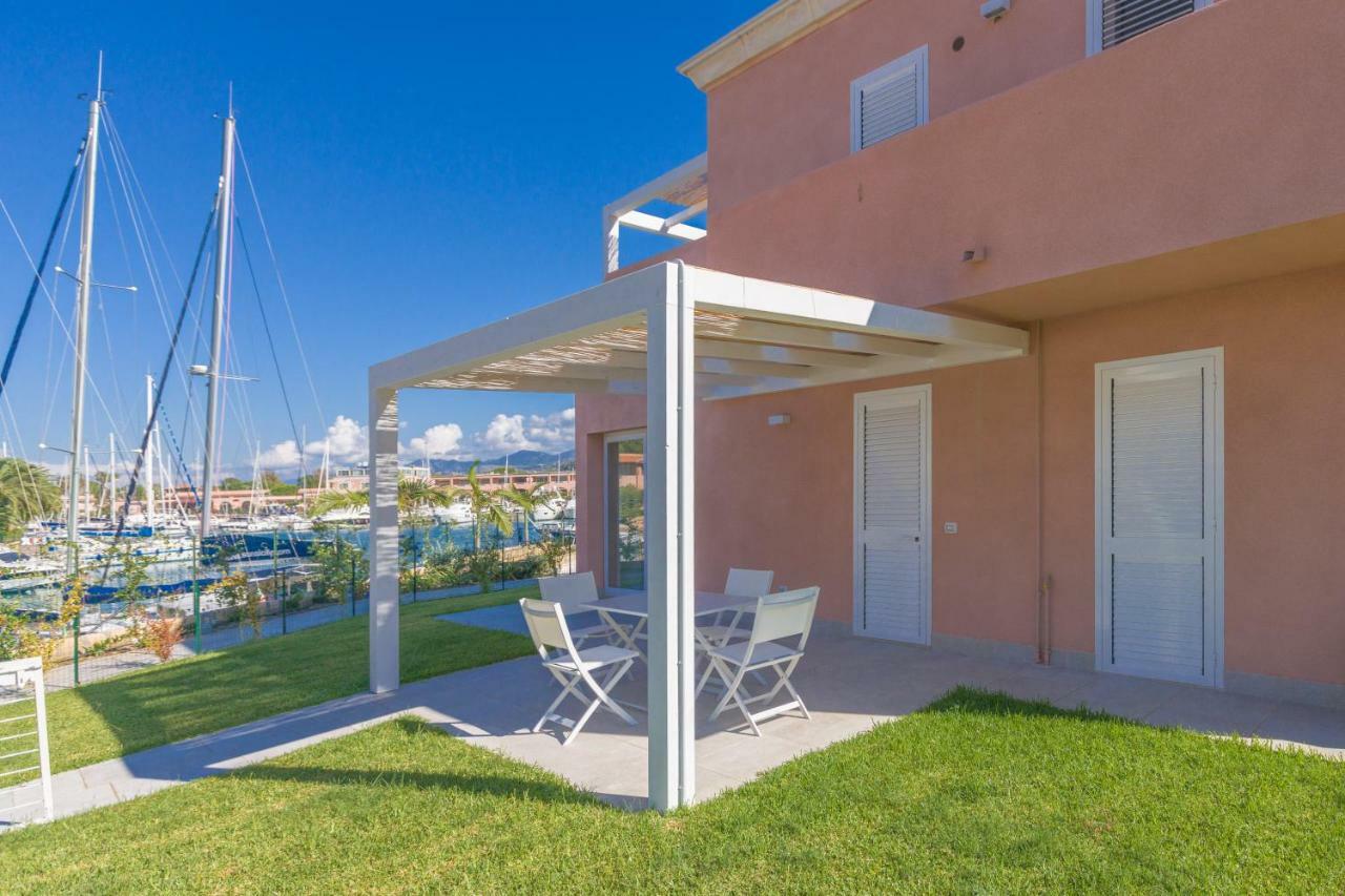 Residence Delfino, Portorosa Furnari Kültér fotó