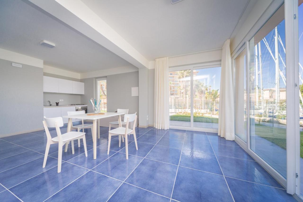 Residence Delfino, Portorosa Furnari Kültér fotó